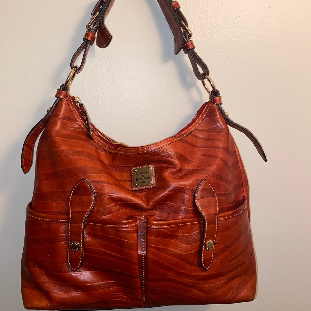 Vintage Dooney & Bourke shoulder bag
